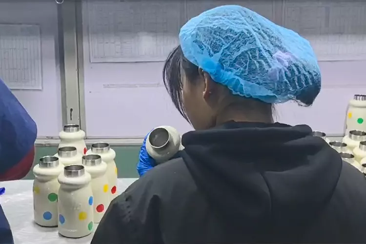 Appearance Inspection for Powder Coated Stainless Steel Water Bottles